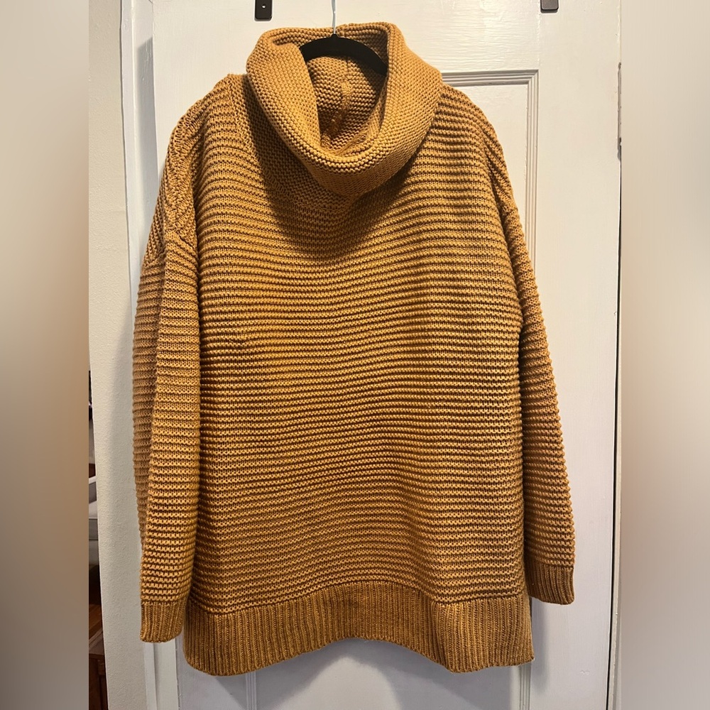 Women’s sweater